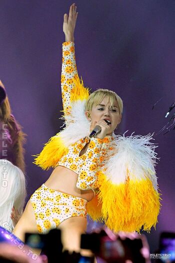 Miley cyrus page leaked private photo uncensored HD quality