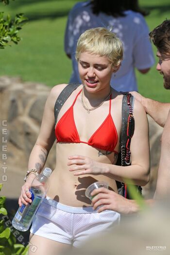 Miley cyrus page leaked private photo uncensored HD quality