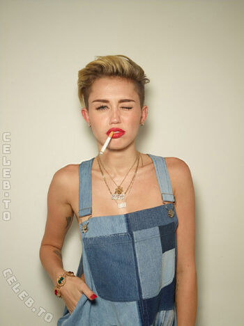 Miley cyrus page leaked private photo uncensored HD quality