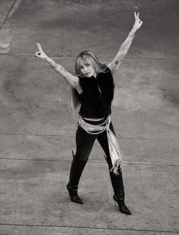 Miley cyrus page leaked private photo uncensored HD quality