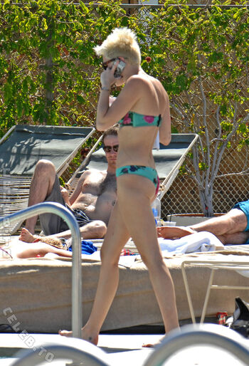 Miley cyrus page leaked private photo uncensored HD quality
