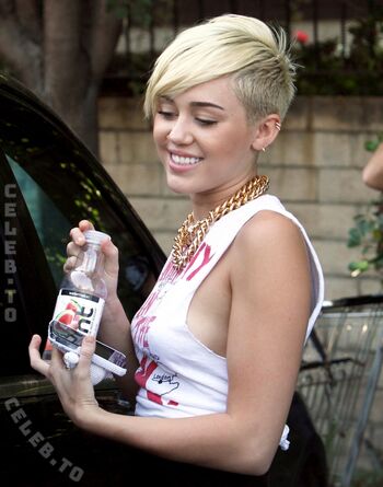 Miley cyrus page leaked private photo uncensored HD quality