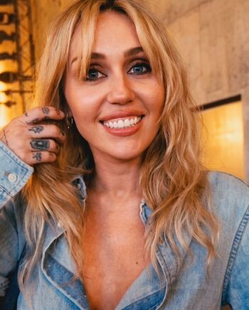 Miley cyrus page leaked private photo uncensored HD quality