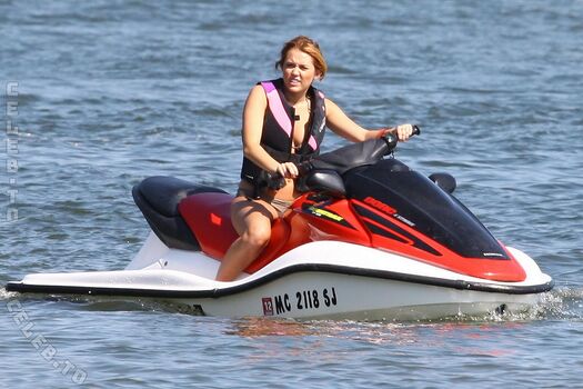 Miley cyrus page leaked private photo uncensored HD quality