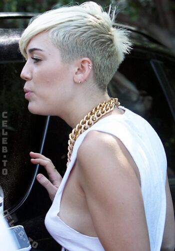 Miley cyrus page leaked private photo uncensored HD quality