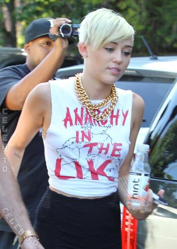 Miley cyrus page leaked private photo uncensored HD quality