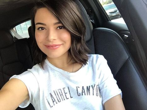 Miranda cosgrove leaked private photo uncensored HD quality