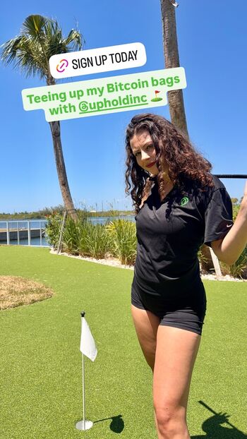 Missteencrypto page leaked private photo uncensored HD quality
