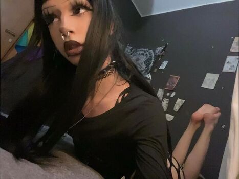 Moly sika leaked private photo uncensored HD quality