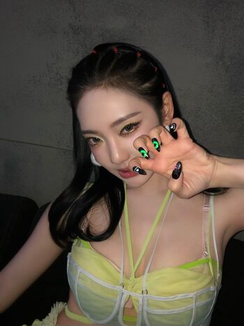 Ningning aespa page leaked private photo uncensored HD quality