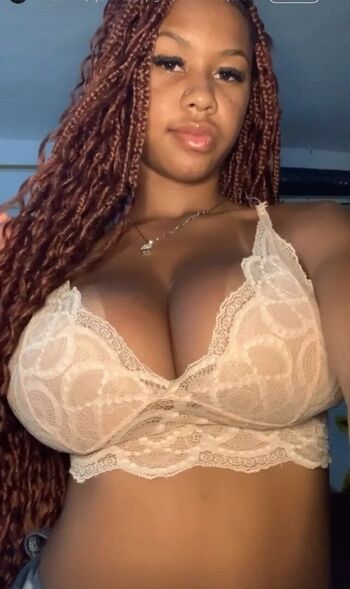 Novinhas peitudas  page leaked private photo uncensored HD quality
