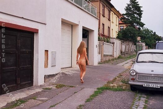 Nude in public page leaked private photo uncensored HD quality