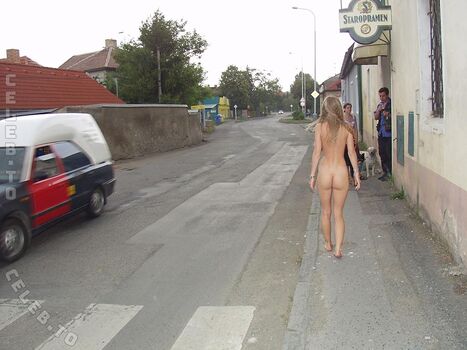 Nude in public page leaked private photo uncensored HD quality