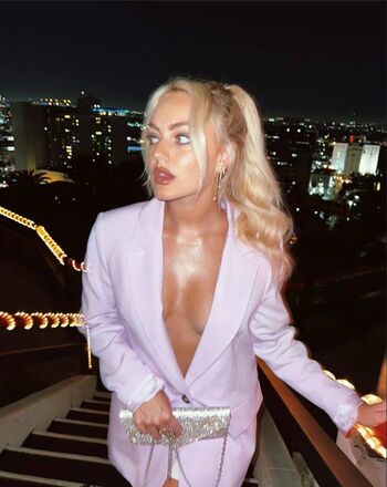 Nuki van lent page leaked private photo uncensored HD quality