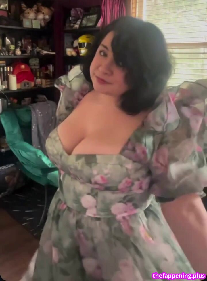 Extra emily leaked private photo uncensored HD quality