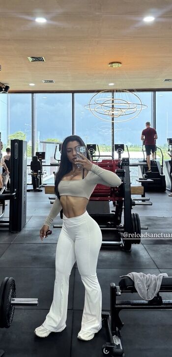 Okyyoliviaa  page leaked private photo uncensored HD quality