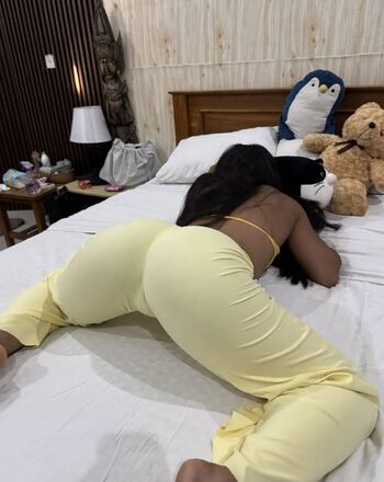 Okyyoliviaa  page leaked private photo uncensored HD quality