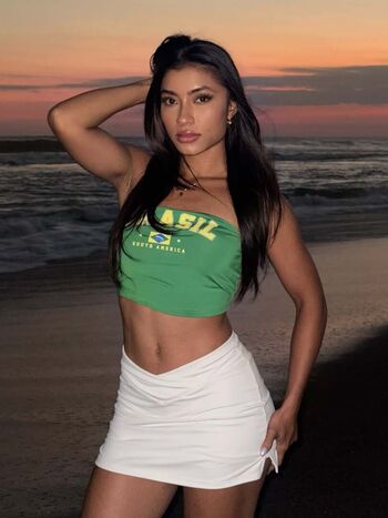Okyyoliviaa leaked private photo uncensored HD quality