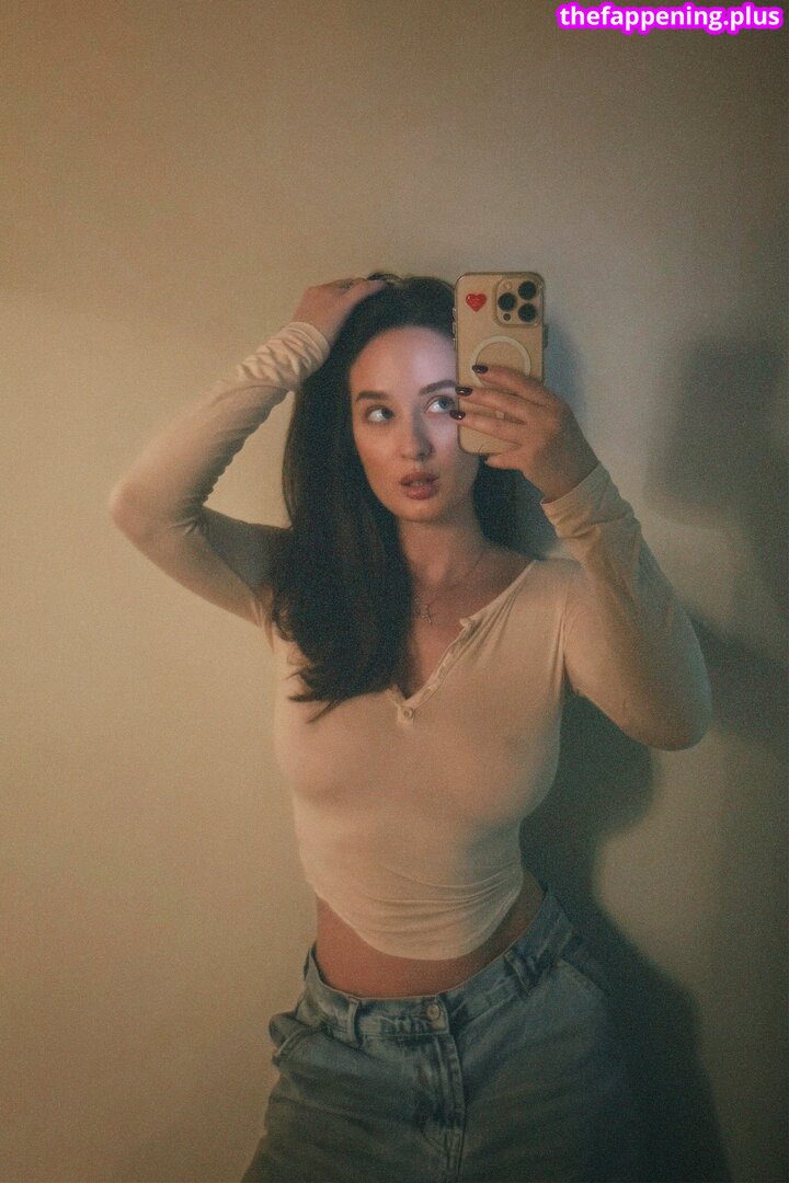 Lily collins leaked private photo uncensored HD quality