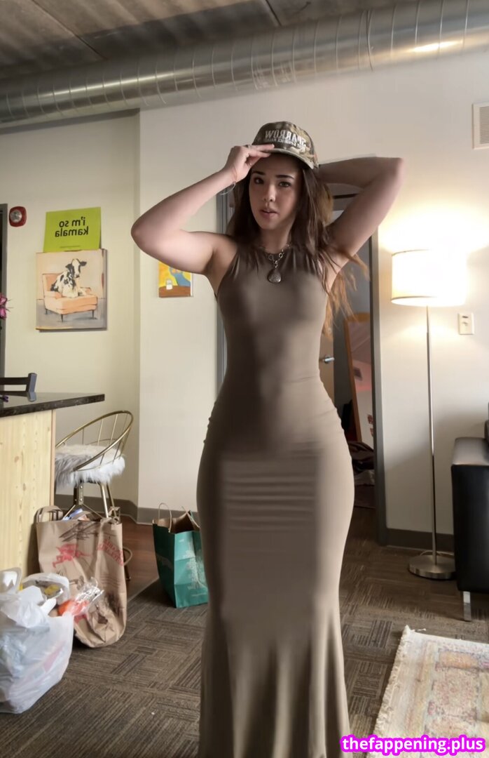 Theakaleina leaked private photo uncensored HD quality