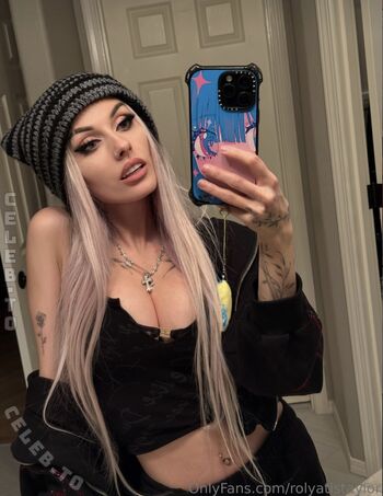 Rolyatistaylor  page leaked private photo uncensored HD quality