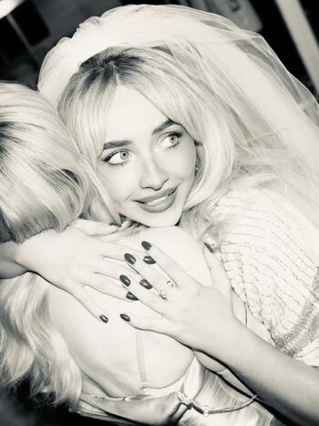 Sabrina carpenter  page leaked private photo uncensored HD quality
