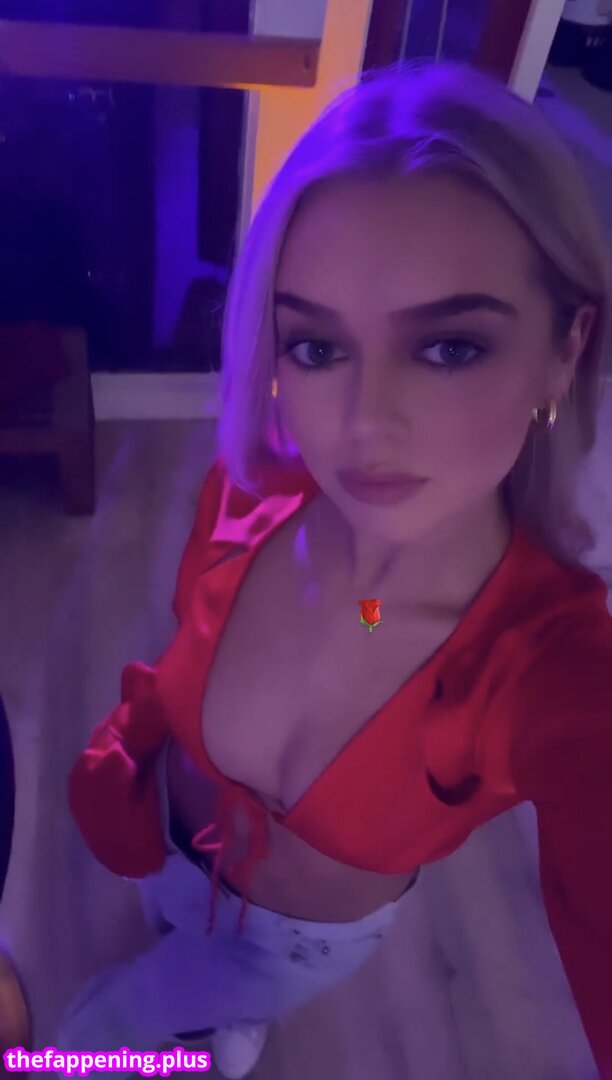 Yagirlsarina leaked private photo uncensored HD quality