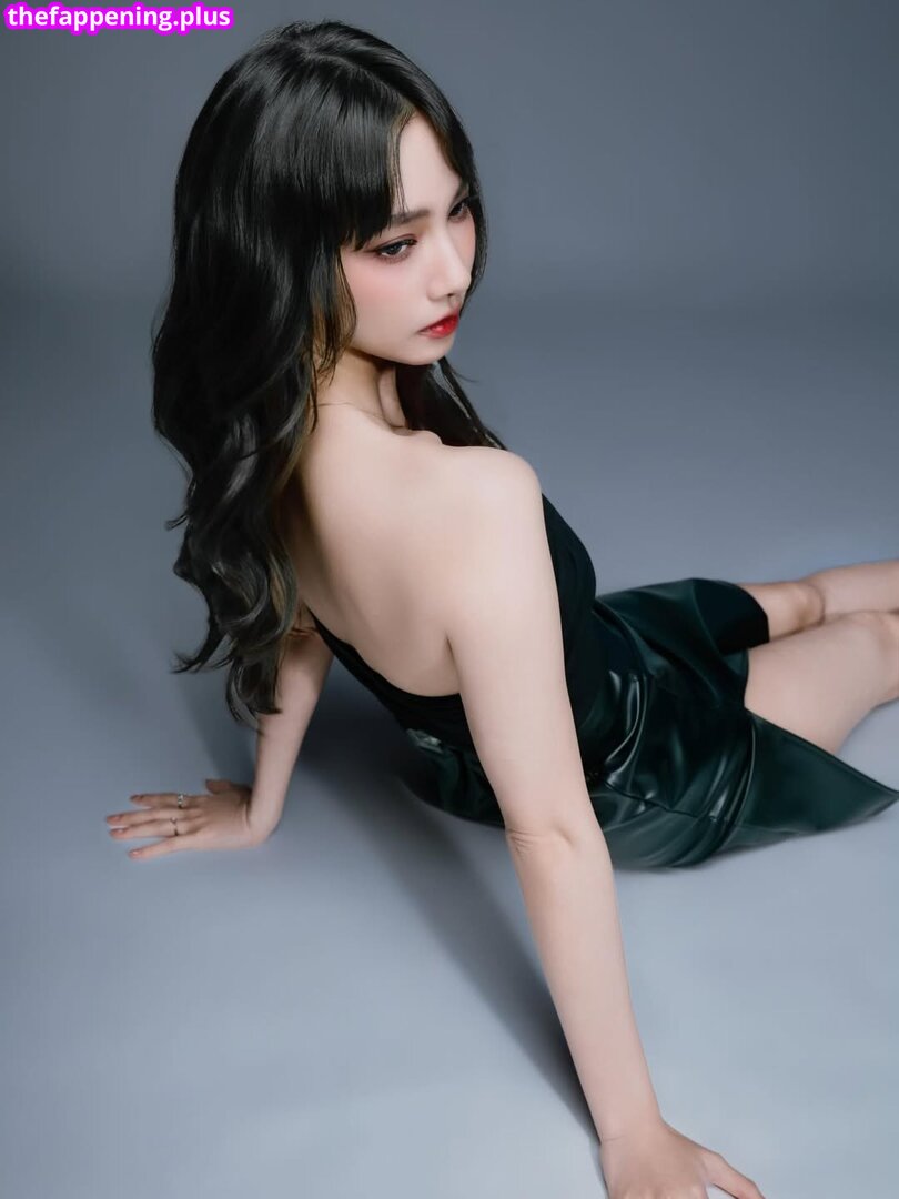 Livvy dunne leaked private photo uncensored HD quality