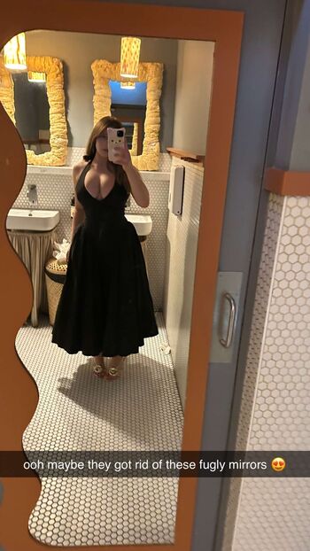 Sara dobrik page leaked private photo uncensored HD quality