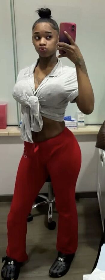 Sexxy red  page leaked private photo uncensored HD quality