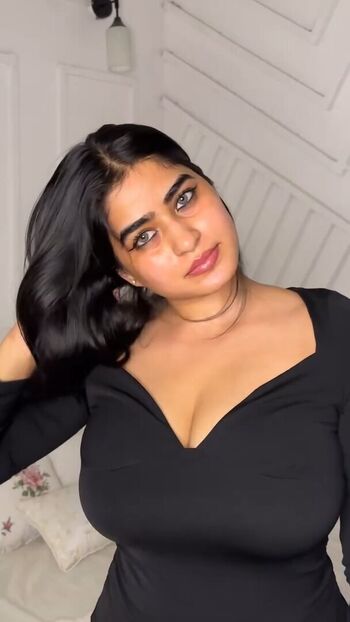 Shilpa chandrashekar leaked private photo uncensored HD quality