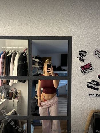 Sinasunchez leaked private photo uncensored HD quality