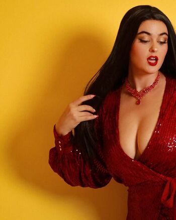 Stefania ferrario  page leaked private photo uncensored HD quality