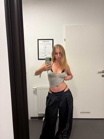 Stellas secret  page leaked private photo uncensored HD quality
