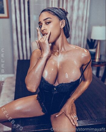 Stormi maya  page leaked private photo uncensored HD quality