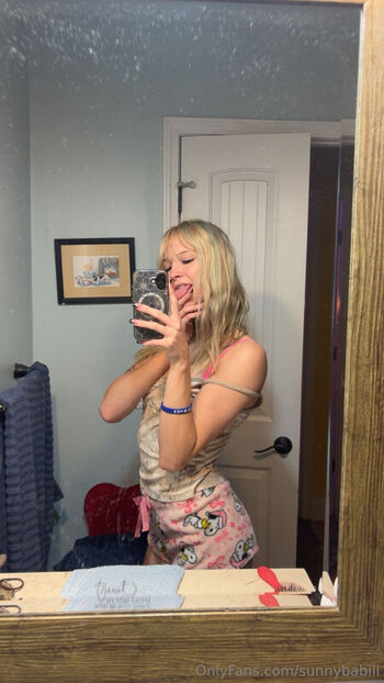 Sunnybabiii leaked private photo uncensored HD quality