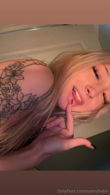 Sunnybabiii leaked private photo uncensored HD quality