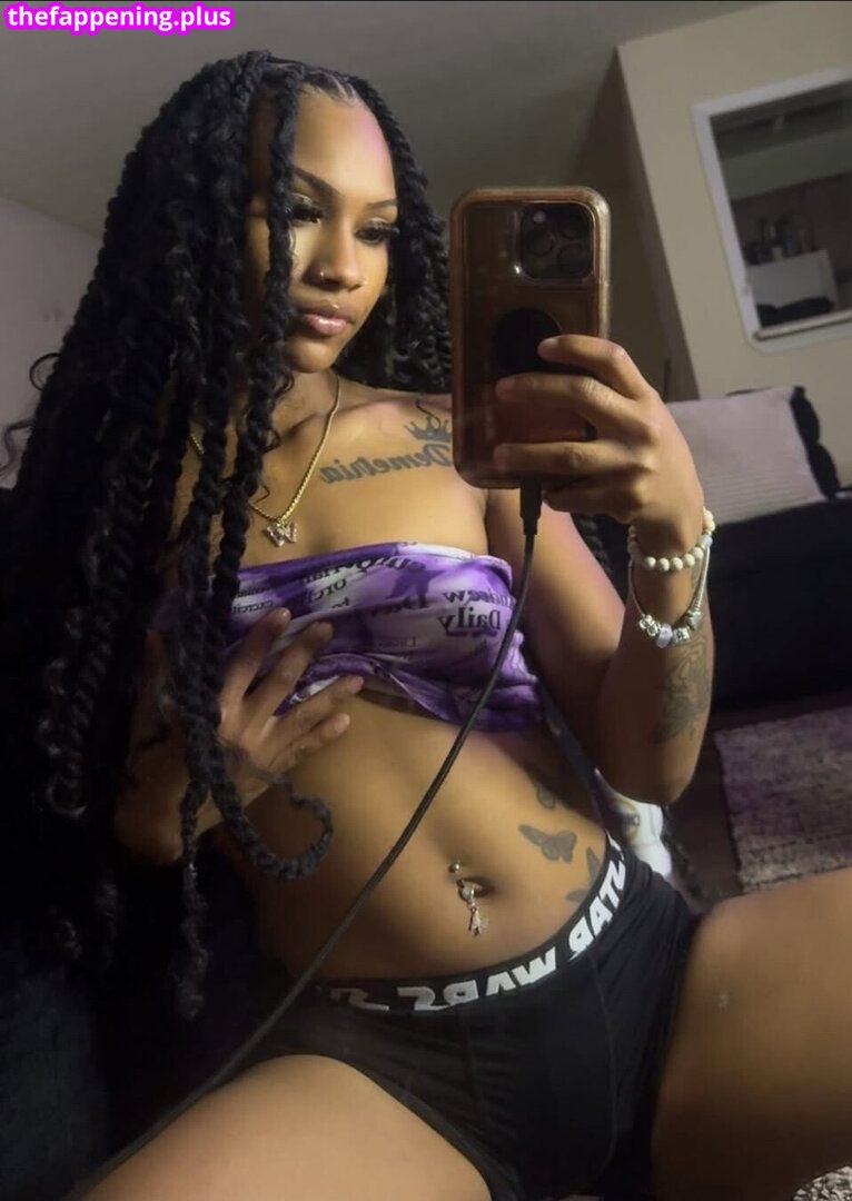 Malayaax leaked private photo uncensored HD quality