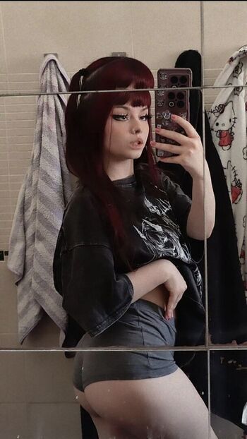 Theakaleina leaked private photo uncensored HD quality