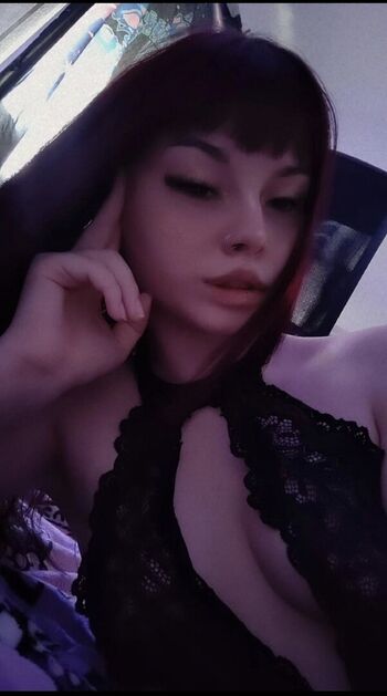 Theakaleina leaked private photo uncensored HD quality
