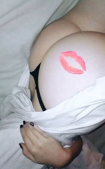 Theakaleina leaked private photo uncensored HD quality