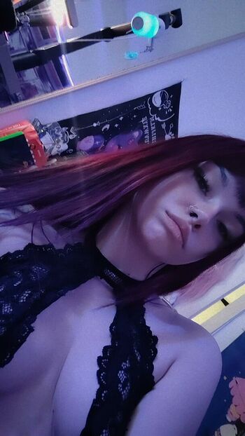 Theakaleina leaked private photo uncensored HD quality
