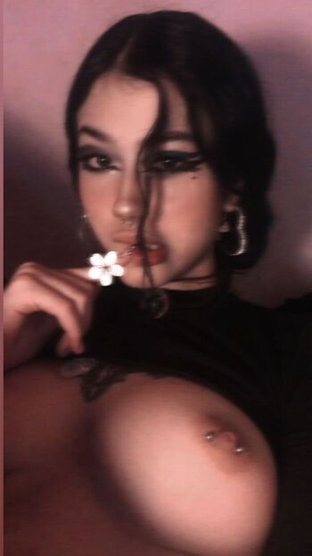 Venus or leaked private photo uncensored HD quality