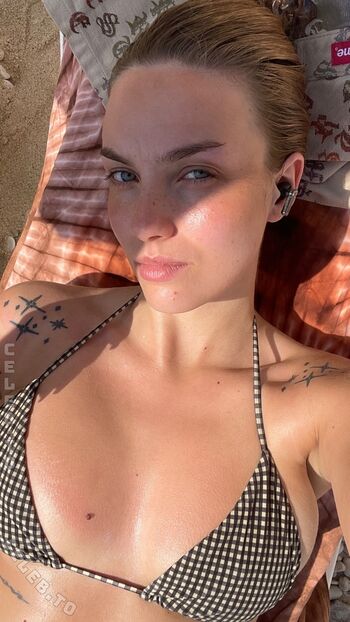 Whosrobin leaked private photo uncensored HD quality