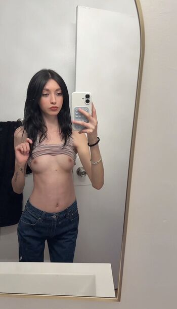 Xenadreamx leaked private photo uncensored HD quality