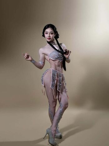 Yuan herong page leaked private photo uncensored HD quality