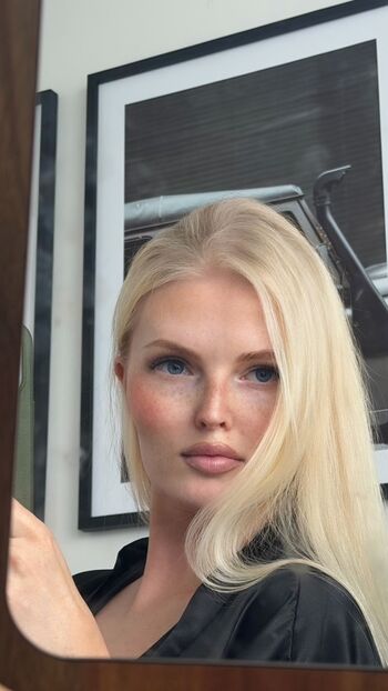 Ziennaeve leaked private photo uncensored HD quality