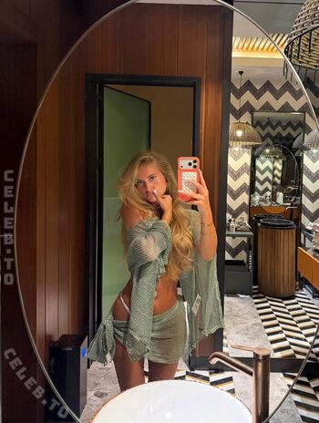 Zoe kaeppele leaked private photo uncensored HD quality