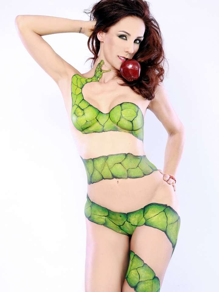 Consuelo de Haviland Naked