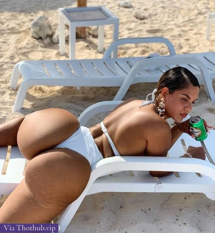 Model Big Black Ebony Naked